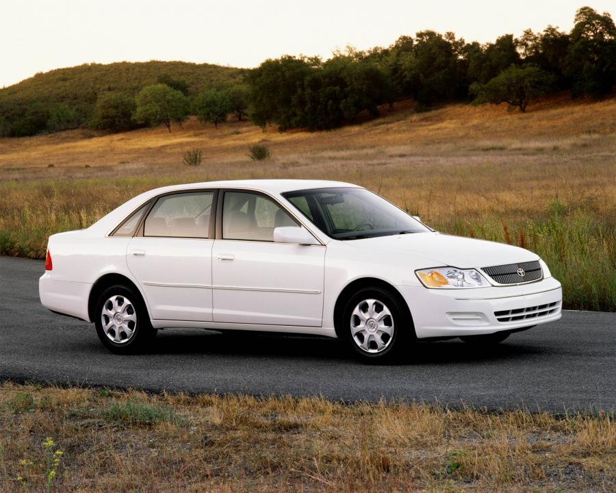  Toyota Avalon (MCX20) 2000 года  (фото 4 из 11)